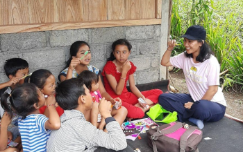 Komang Ayu, Komunitas Gerakan Gigi Sehat Bali Untuk Menjaga Kesehatan Gigi