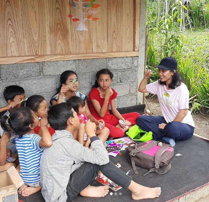 Komang Ayu, Komunitas Gerakan Gigi Sehat Bali Untuk Menjaga Kesehatan Gigi